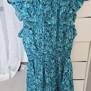 SHEIN Turquoise and Black Patterned Fabric